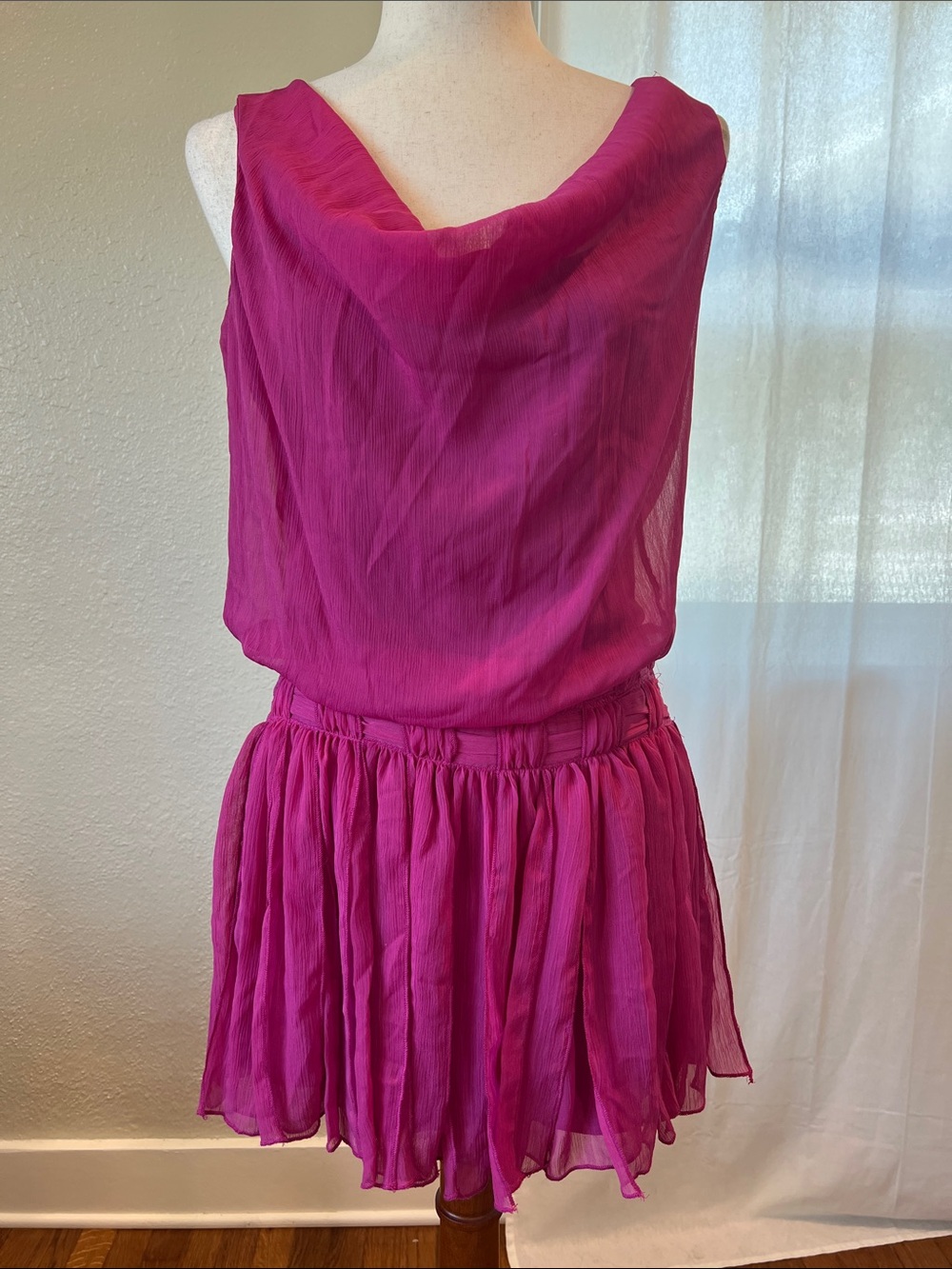 Accidentally In Love Magenta Chiffon Textured Sleeveless Mini Dress Size M